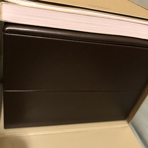 Burberry watch - FIXED PRICE - Picture 6 of 8